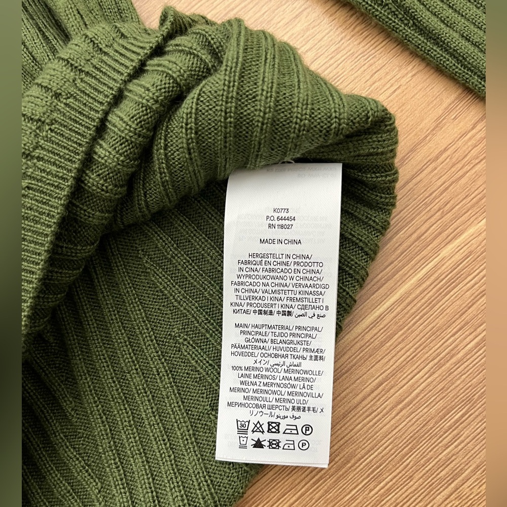 Boden Olive Green Ribbed 100% Merino Wool Sweater Women XS Crewneck Capsule - Picture 5 of 7
